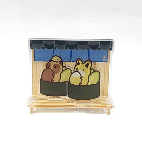 『タヌキとキツネ』ジオラマアクリル 02 タヌキ&キツネ 軍艦巻き(Enjoy!OSUSHI!)